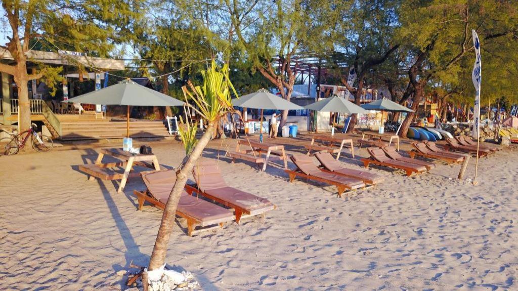 Good Heart Hotel Quần đảo Gili Ngoại thất bức ảnh