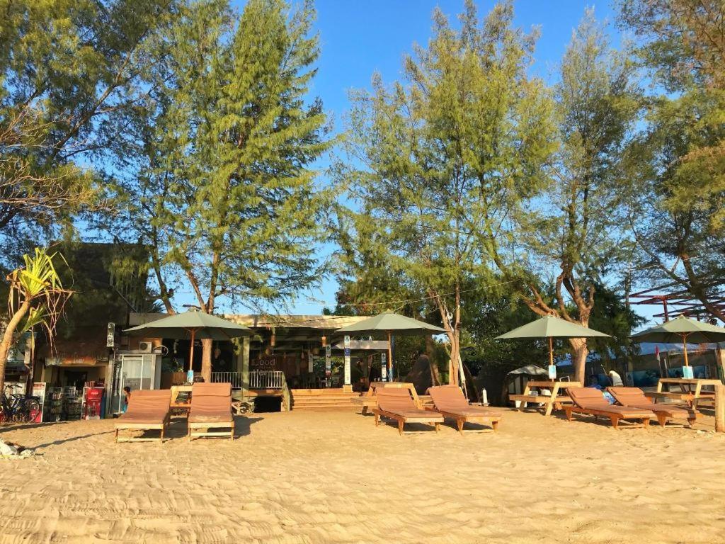 Good Heart Hotel Quần đảo Gili Ngoại thất bức ảnh