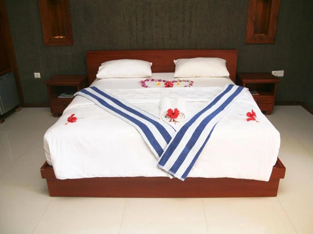 Good Heart Hotel Quần đảo Gili Ngoại thất bức ảnh