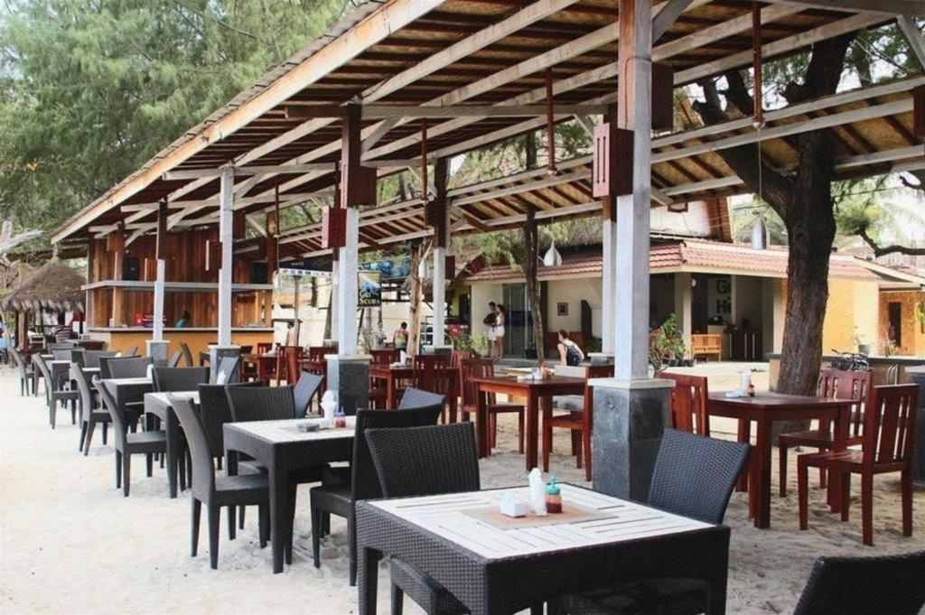 Good Heart Hotel Quần đảo Gili Ngoại thất bức ảnh