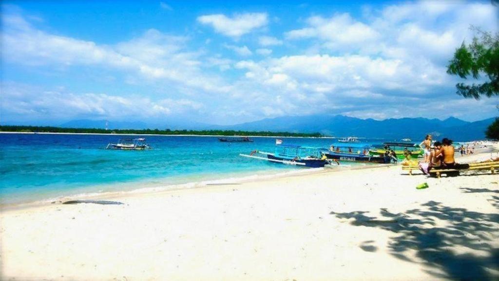 Good Heart Hotel Quần đảo Gili Ngoại thất bức ảnh