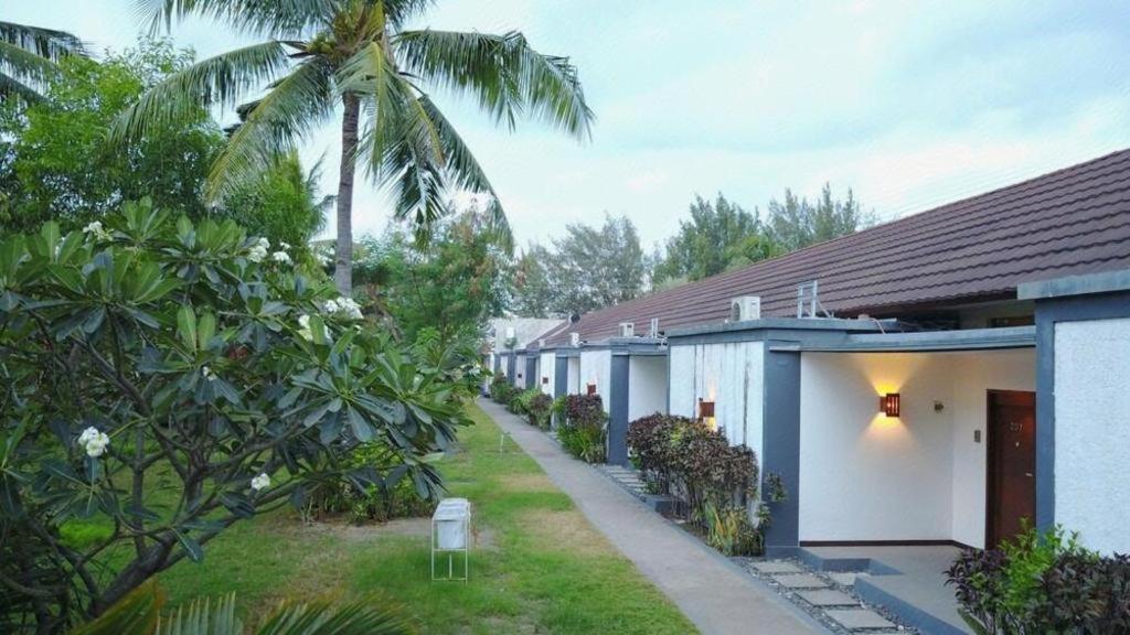 Good Heart Hotel Quần đảo Gili Ngoại thất bức ảnh
